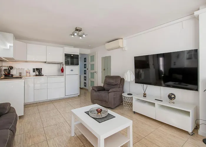 Luminoso Piso De Tres Con Vistas Al Mar * Castell-Platja d'Aro